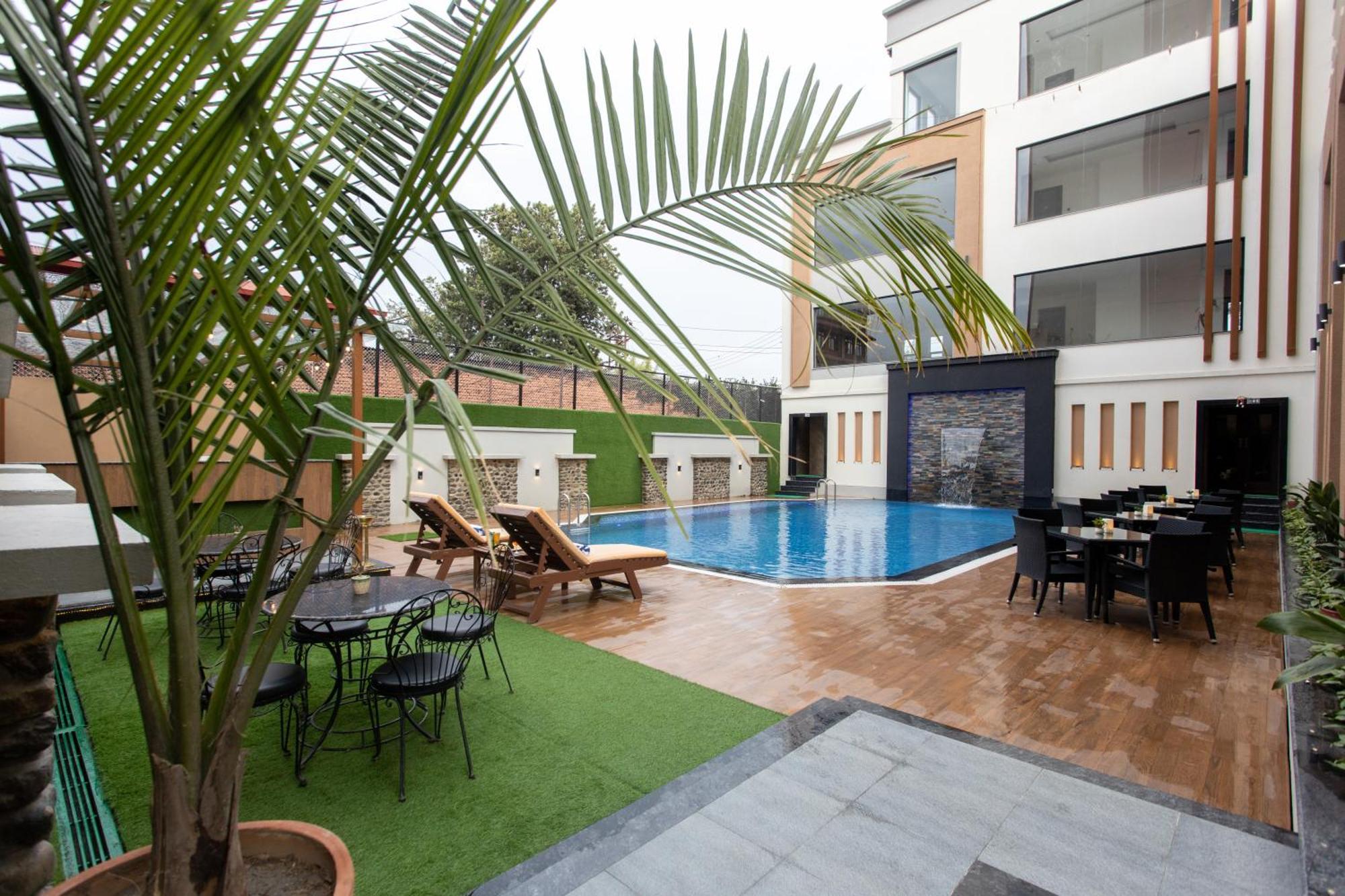 Grand Hotel Catmandu Exterior foto