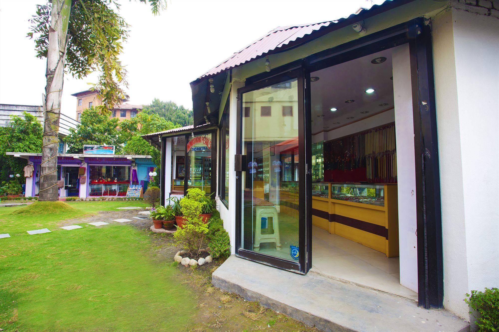Grand Hotel Catmandu Exterior foto